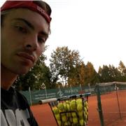 Entrenador de tenis con experiencia en Reino unido y Alemania